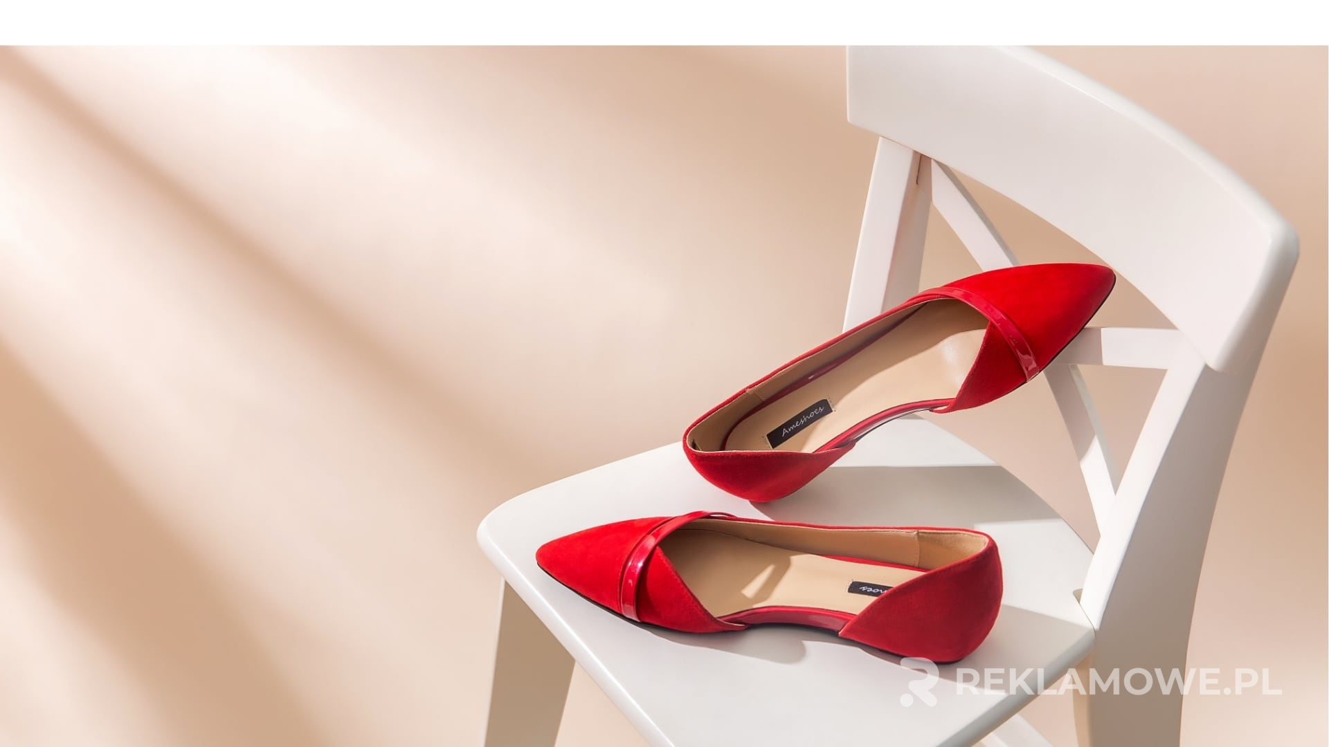 Buty reklamowe dla dzieci w marketingu Kolorowe buty dziecięce jako element strategii marketingowej